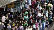 lakhs-of-migrant-workers-going-back-to-home-and-majority-of-trains-are-filled