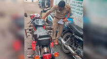 attempt-to-re-register-expired-government-bike-with-fake-documents