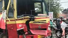 accident-after-two-ksrtc-buses-collide-in-changanassery