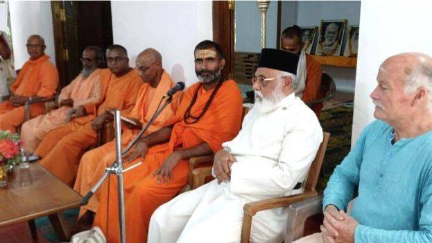 guru-nithyachaithanyayath guru-nithyachaithanyayath