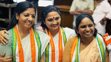 deepthi-mary-vargheese-congratulates-kochi-mayor-candidates