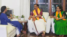 vv-rajesh-and-ashanath-meets-r-sreelekha--at-her-residence