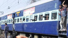 railways-plans-to-reduce-footboard-travel-on-trains