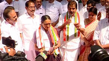 former-cpm-mla-aisha-potti-joined-congress