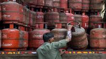 centre-doubles--5kg-lpg-cylinder-allocation-for-migrant--labourers--across--states