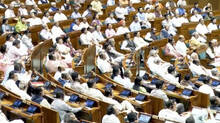 women-reservation-bill-fails-in-loksabha