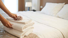 items-you-can-and-cannot-take-from-hotel-rooms