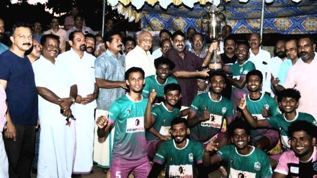 nayarsamajam-football