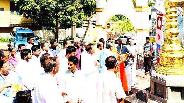 ezhumon-st-george-church