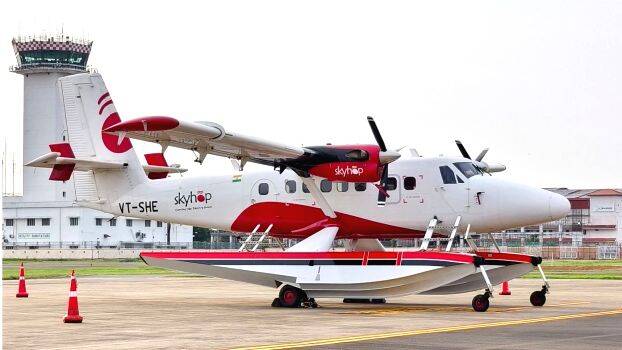 seaplane