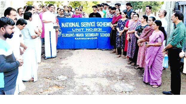 കരിമണ്ണൂരിൽ മഴക്കാലപൂർവ്വ മെഗാ ശുചീകരണ യജ്ഞത്തിന് തുടക്കം