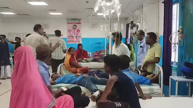 ബീഹാറിലെ സ്കൂളിൽ ഉച്ചഭക്ഷണത്തിൽ പാമ്പ്; ഇരുന്നൂറോളം വിദ്യാർത്ഥികൾക്ക് ഭക്ഷ്യവിഷബാധ