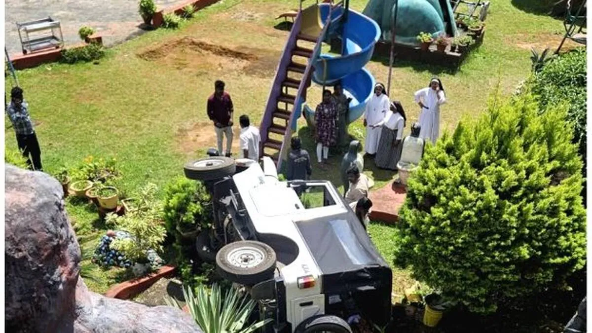 jeep-accident