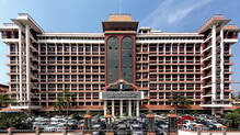 highcourt-on-malayidam-thuruth-eviction-case