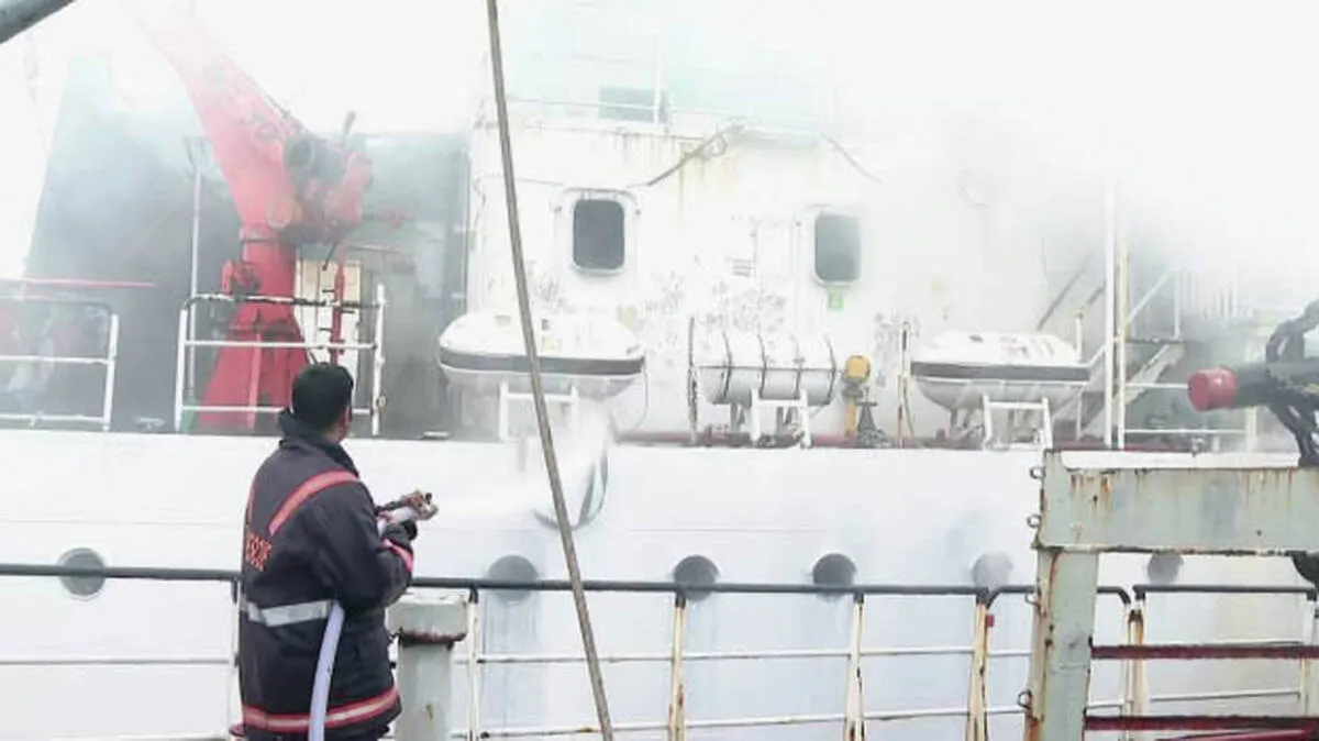 fire-in-shipyard fire-in-shipyard