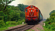 indian-railway-to-impose-2500rs-fine-on-men-illegally-travelling-in-ladies-coach