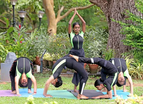 yoga.1.3895584