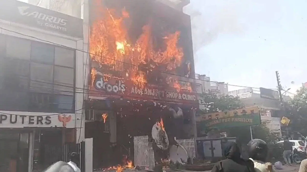 ഉത്തർപ്രദേശിലെ കോച്ചിംഗ് സെന്ററിലുണ്ടായ തീപിടിത്തത്തിൽ 11 മരണം, നിരവധിപ്പേർക്ക് പരിക്ക്