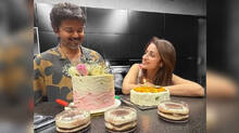 cakes-used-in-vijays-birthday-celebration-goes-trending-in-social-media
