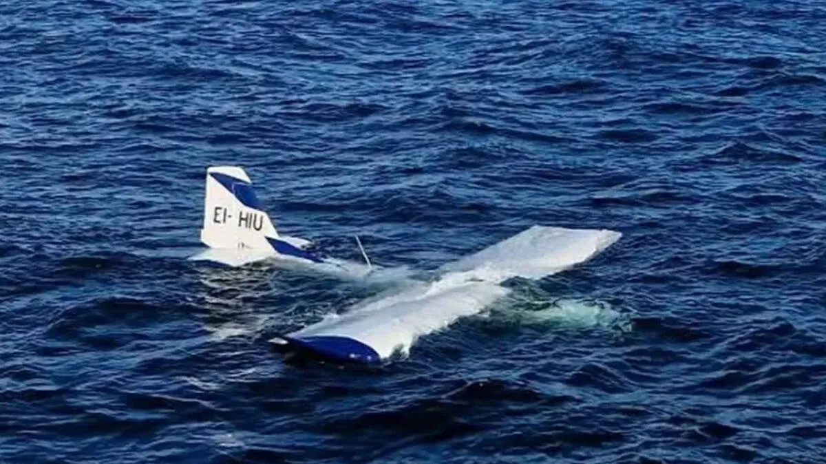 plane-crashes-