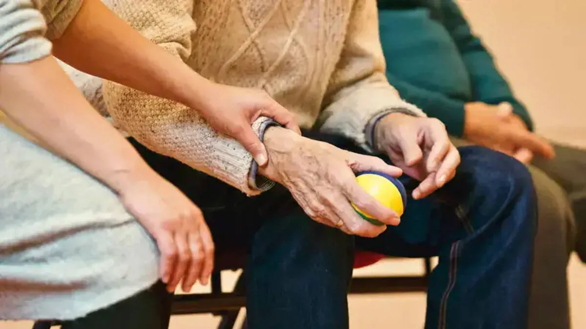 care-taker care-taker