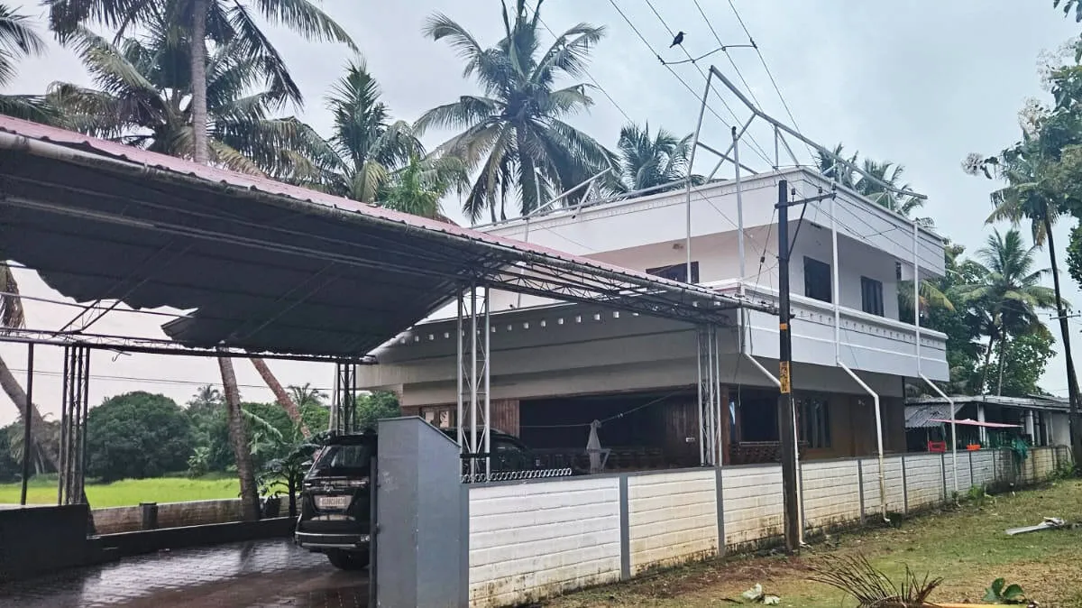 thrissur-tornado-damage