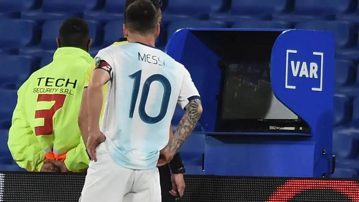 messi-var