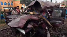 murshidabad-school-van-train-accident-three-dead-students-injured