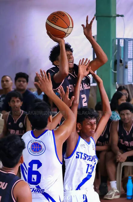 lourd-basketball-final-