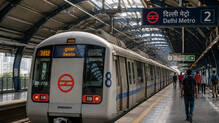 delhi-metro-cisf-jawan-suspended