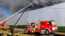 russia-strike-ukraine-shopping-centre-kills-five-injures-52-zelensky-hometown