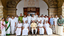 keralam-cm-and-ministers-iim-kozhikode-training