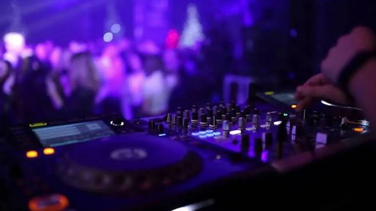 dj-party-clash