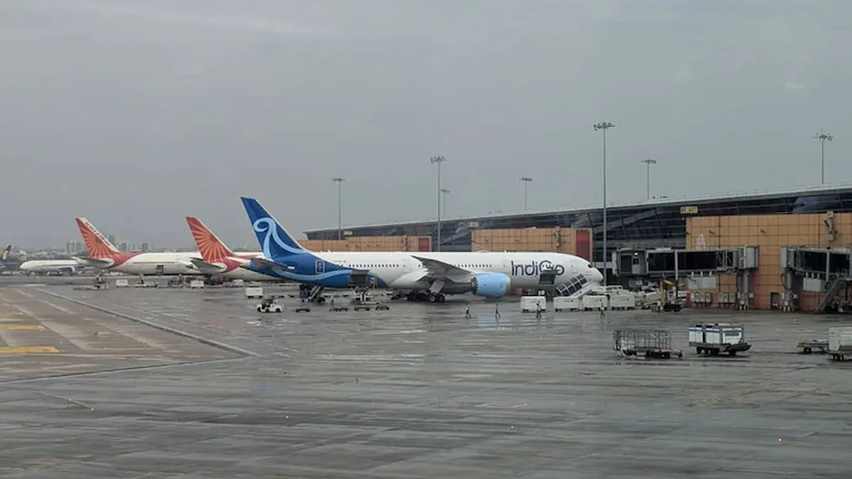 delhi-rain-flight-delay-