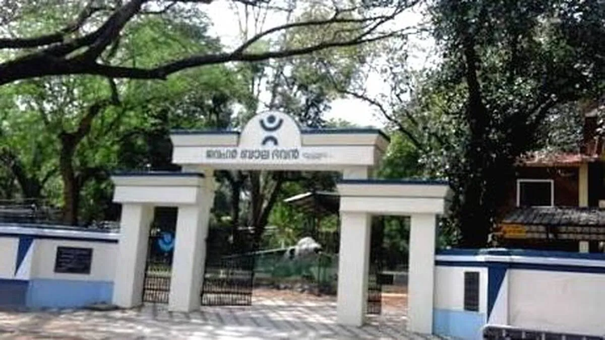 f f