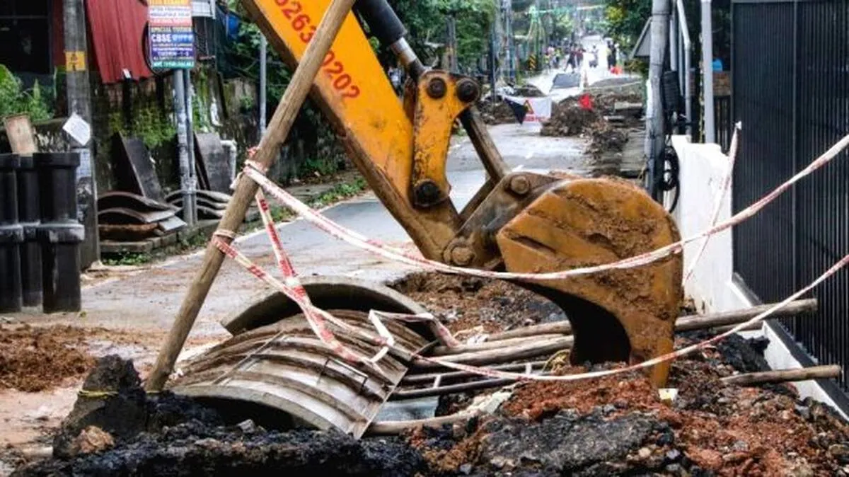 നവീകരണത്തിന് റോഡ് അടച്ചു;
തേക്കുംമൂട് പൊട്ടക്കുഴിക്കാർ ദുരിത്തിൽ