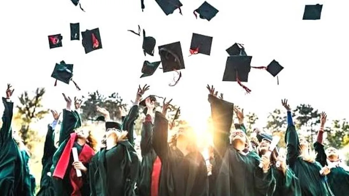 degree-students degree-students