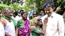 eps-mocks-vijay-and-tvk-on-pm-ambitions