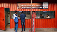 tamilnadu-temple-smartphone-ban