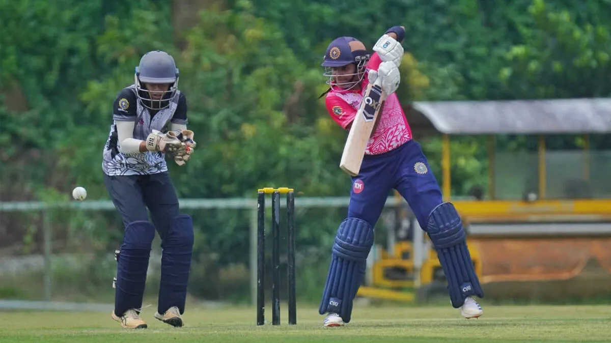 kca-pink-t20