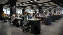 chinese-office-workers-new-skincare-routine