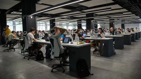 employees.1.4005776