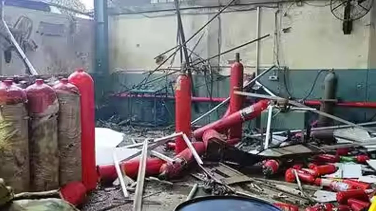 oxygen-cylinder-explosion