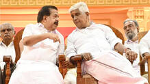 ramesh-chennithala-visits-sukumaran-nair