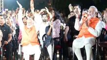 pm-modi-participates-in-bhajan-clubbing-event-delhi