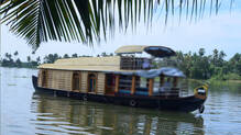 punnamada-houseboat-accident-child-dies
