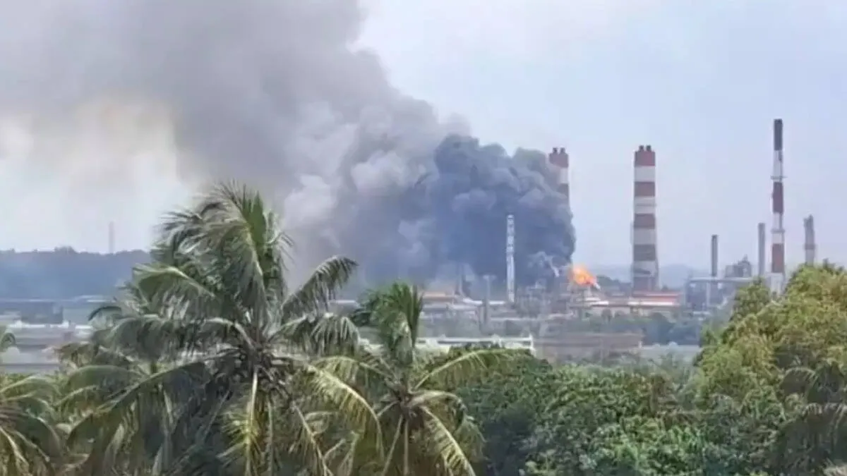refinery-explosion