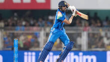shubman-gill-double-century-rohit-sharma-india-406-run-chase