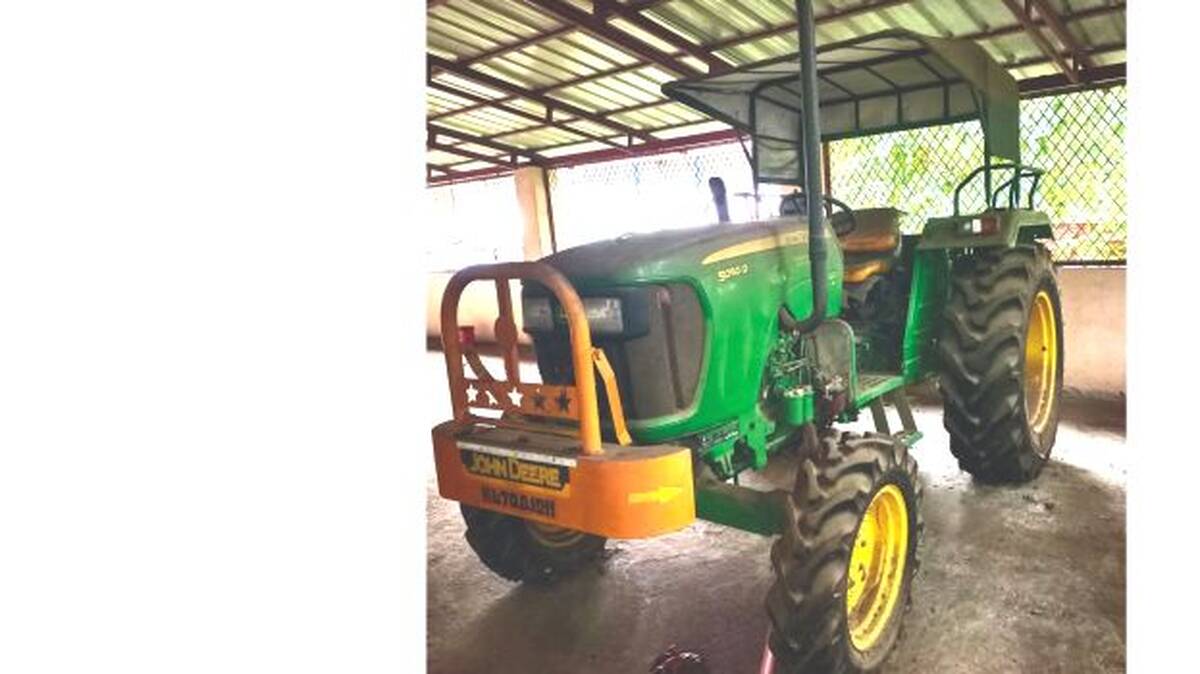 tractor
