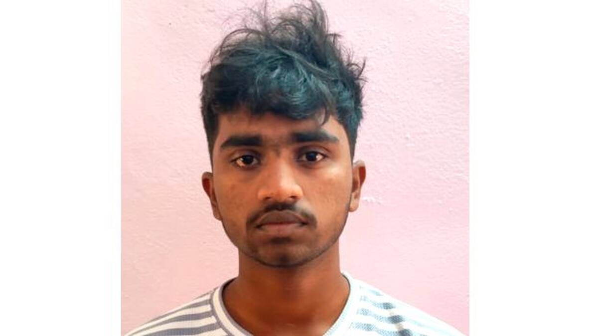 accused-nikhil